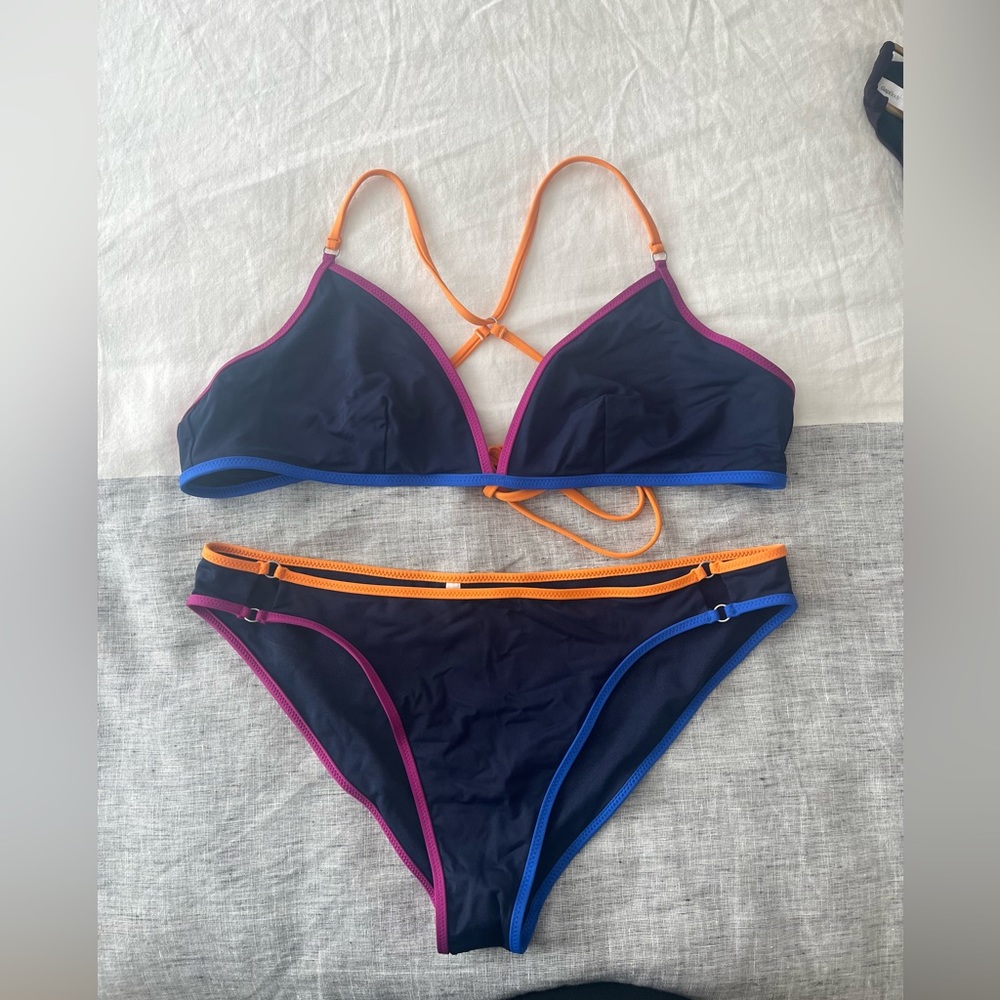 Athleta color block bikini NEVER WORN